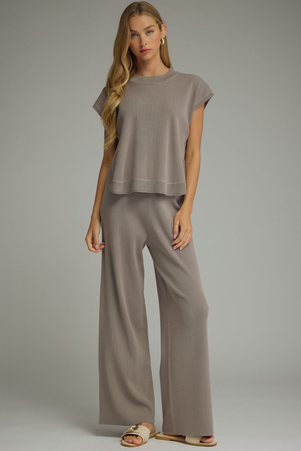 Ribbed Short Sleeve Sweater