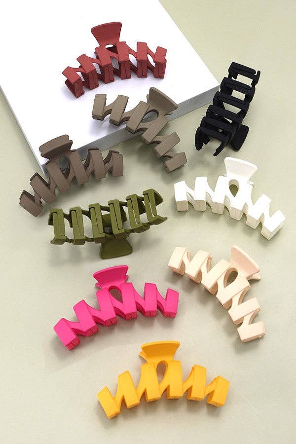 Wavy Claw Clip