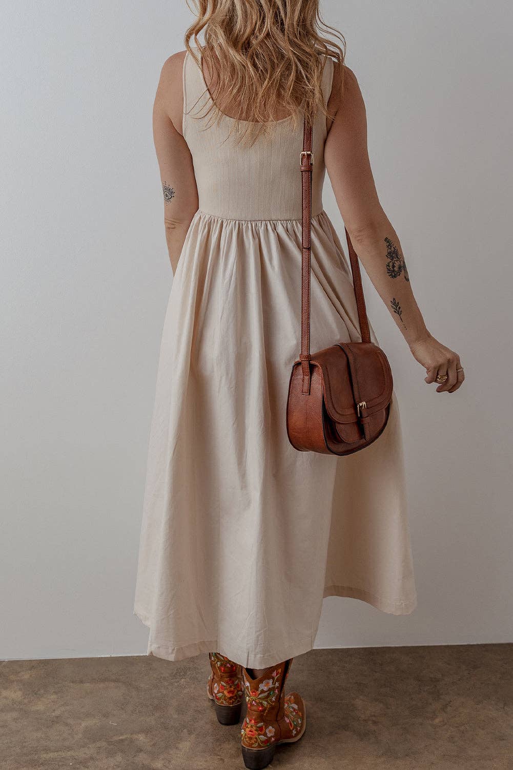 Scoop Neck Ribbed Pleated Dress