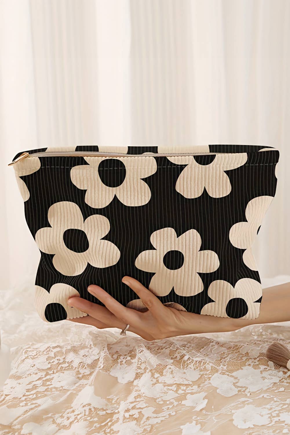 Chic Ribbed Cosmetic Bag