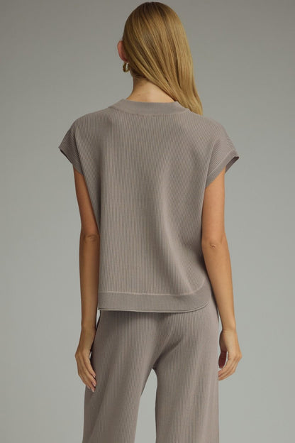 Ribbed Short Sleeve Sweater